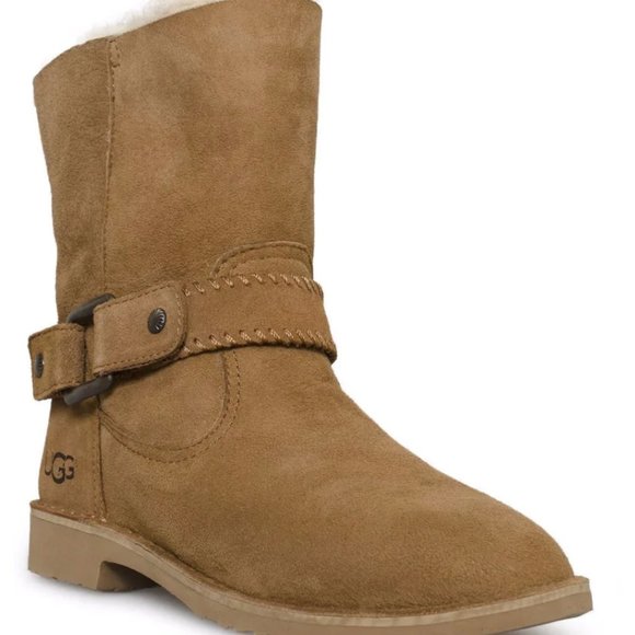 UGG Shoes - UGGS Cedric Chestnut Ankle Boot Size 37